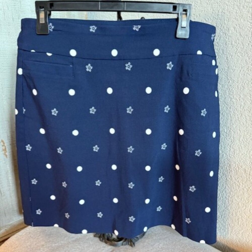 WOMEN’S SKORT, KIM ROGERS, DARK BLUE WITH WHITE DOTS AND STARS SIZE 14